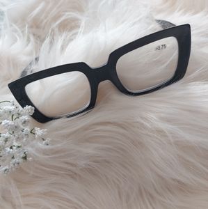 EYEKEPPER Reading Glasses 2.75